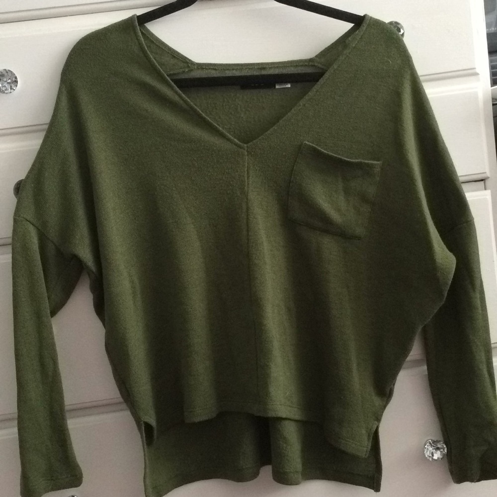 Urban outfitters BDG olive light sweater top